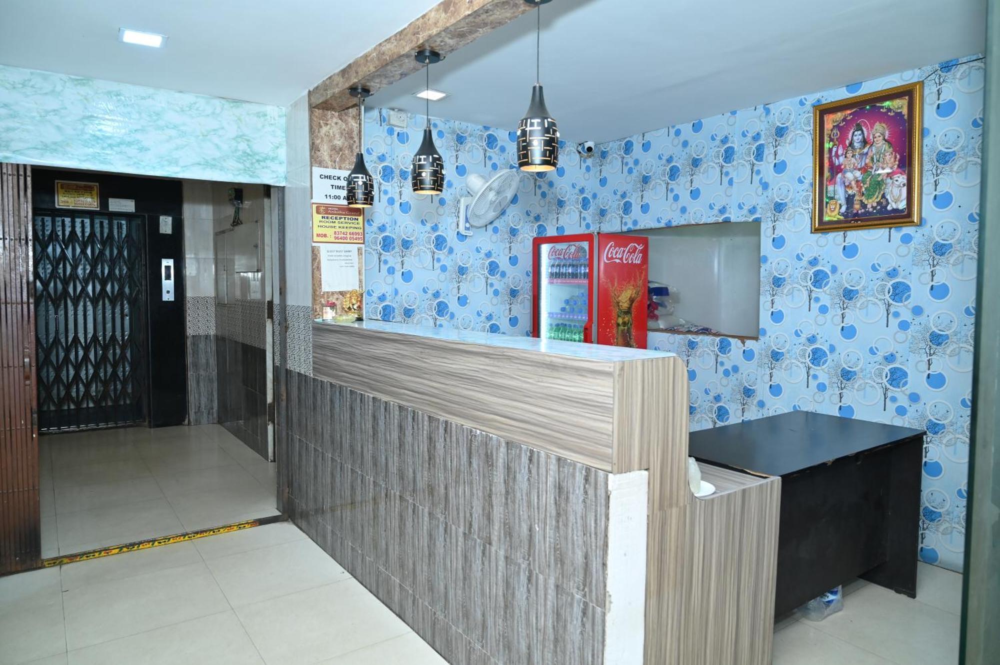 Hotel Ankitha Grand Haïdarabad Extérieur photo